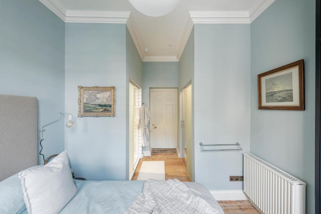 Superior Rosewell House - Centre Apartment